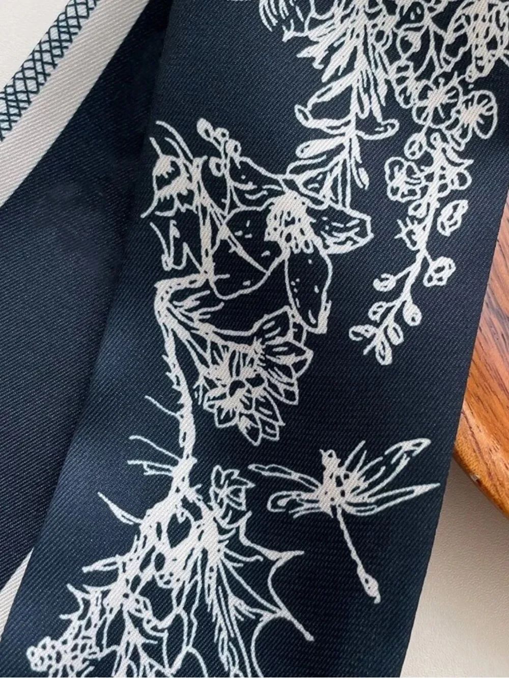 Navy Floral Scarf M1589 - Picture 3 of 6